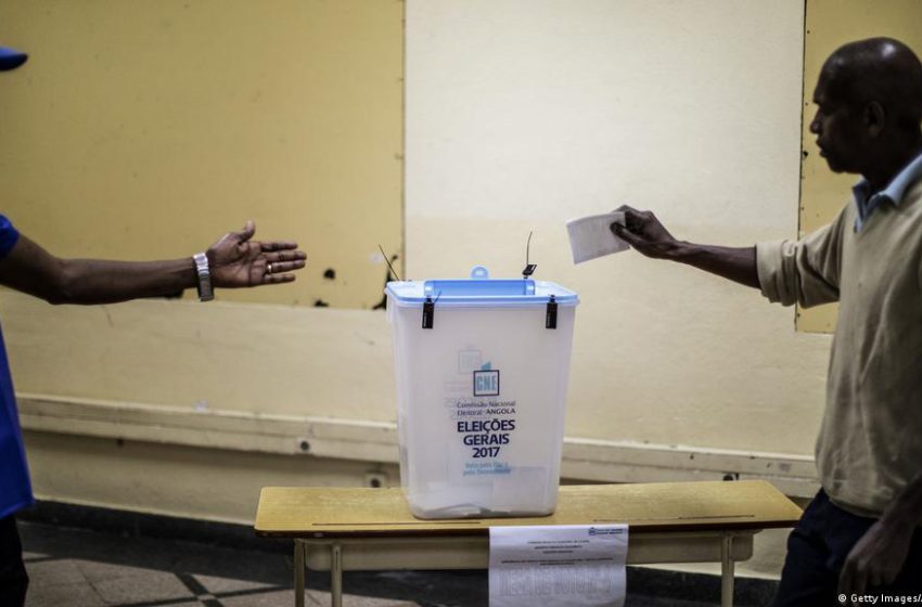  Proposta do executivo de passar o BI como único documento válido para o exercício do voto travada no Parlamento assim como a eliminação das actas-síntese
