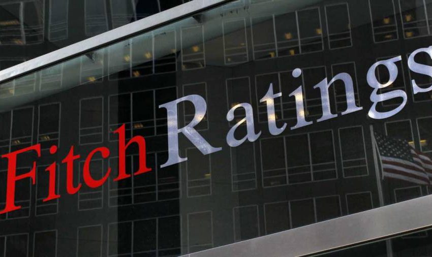  Fitch Solutions prevê valorização do kwanza em 15,1% este ano