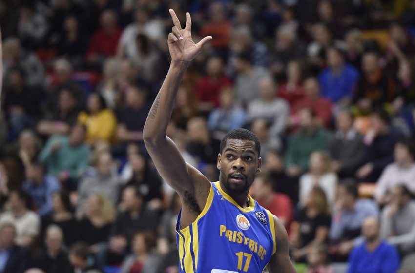  Basquetebol. Yanick Moreira deixa Hapoel Afula de Israel e está de regresso ao Petro de Luanda