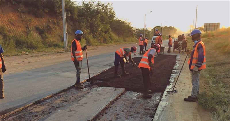  Novo contrato por ajuste directo prevê empréstimo de 60,9 milhões de euros para reabilitação do troço que liga as províncias da Huíla e do Huambo