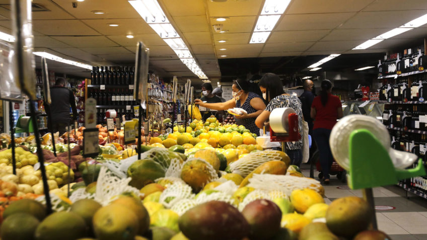  Inflação mantém trajectória de descida e atinge 12,55% em Janeiro. O valor é o mais baixo dos últimos três anos