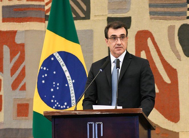  Ministro brasileiro das Relações Exteriores diz que ‘caso IURD’ não é um problema que afecte a relação entre Angola e o seu país