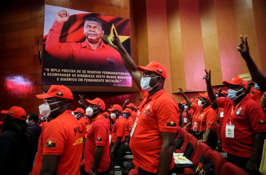  MPLA formaliza candidaturas às eleições gerais de Agosto gabando-se de ter conseguido mais 15 mil subscrições