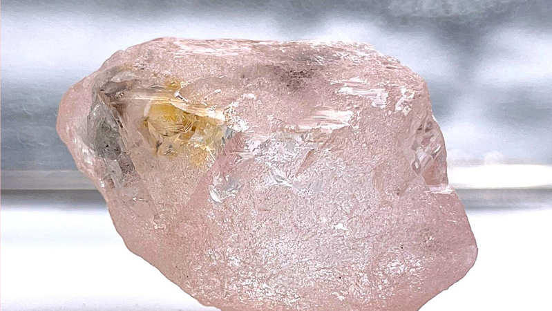  Lucapa Diamond Company anuncia ‘descoberta histórica’ em Angola do maior diamante dos últimos 300 anos