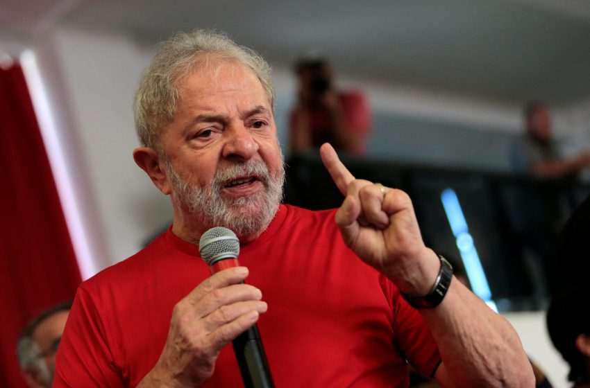  Brasil. Candidato às eleições presidenciais, Lula quer “recuperar a democracia”