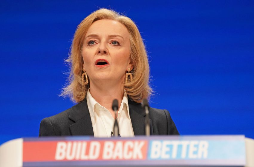  Reino Unido. Liz Truss parte como favorita na ‘corrida’ a Downing Street