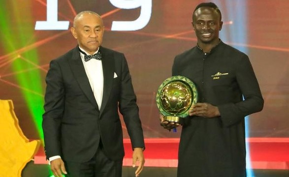  Sadio Mané e Asisat Oshoala eleitos futebolistas africanos do ano