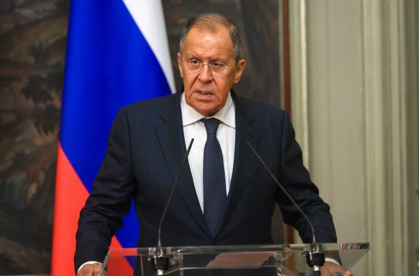  Rússia. Serguei Lavrov acusa EUA e NATO de envolvimento direto no conflito