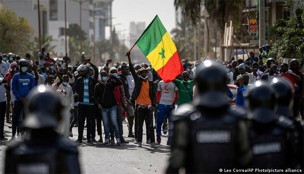  Senegal. Comissão dos Direitos Humanos da União Africana critica uso de “força excessiva” contra manifestantes