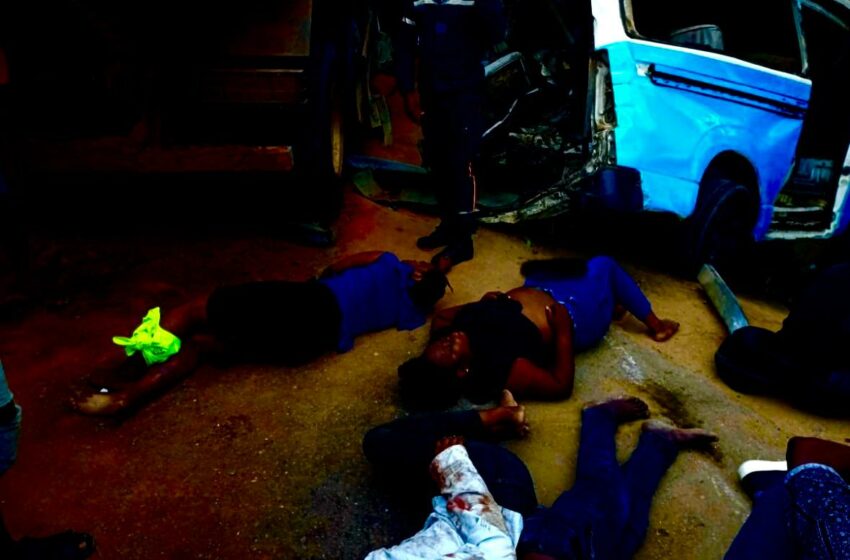  Tragédia na Avenida Fidel Castro: motorista de camião desgovernado embate contra um veículo de passageiros e provoca cinco mortos e 15 feridos