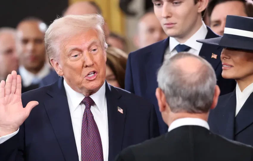  EUA. É oficial: Trump já tomou posse como presidente e volta à Casa Branca