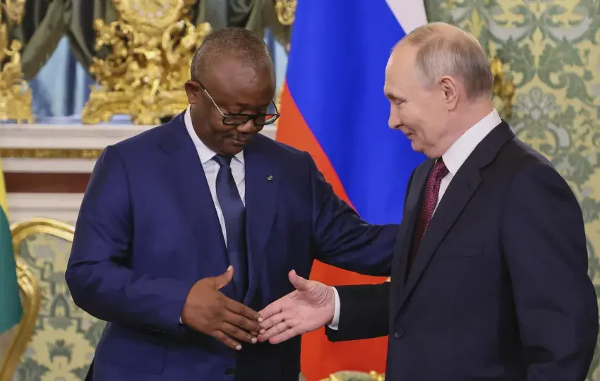  Guiné-Bissau. Putin deseja que Embaló continue Presidente da nação guineense