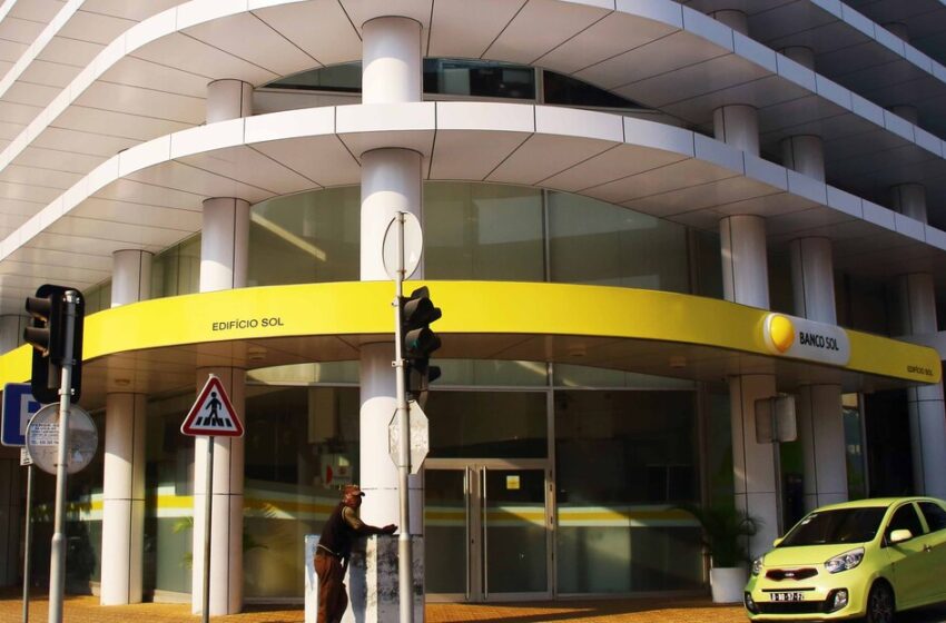  SIC captura em Malange funcionário do Banco Sol que estava em fuga após furtar 20 milhões de kwanzas