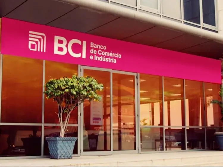  ‘Herança pública’ coloca BCI nas malhas do BNA. Banco central aplicou multa de mais de 300 milhões kz por incumprimento de regras e procedimentos